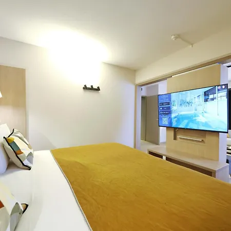 Mercure Grenoble Centre Porte Des Alpes Hotel 4*