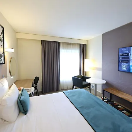 Hotel Mercure Grenoble Centre Porte Des Alpes 4*