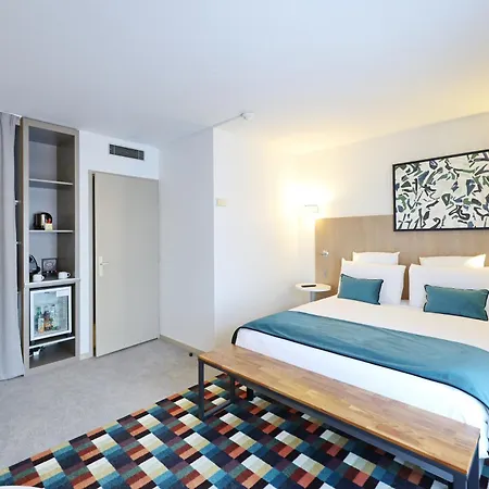 Mercure Grenoble Centre Porte Des Alpes 4* Grenoble