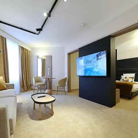 Mercure Grenoble Centre Porte Des Alpes 4* Grenoble