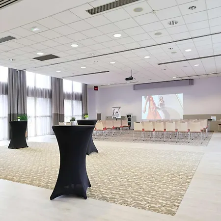 Mercure Grenoble Centre Porte Des Alpes Hotel
