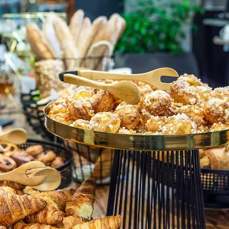 Hotel Mercure Grenoble Centre Porte Des Alpes 4*