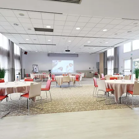 Hotel Mercure Grenoble Centre Porte Des Alpes