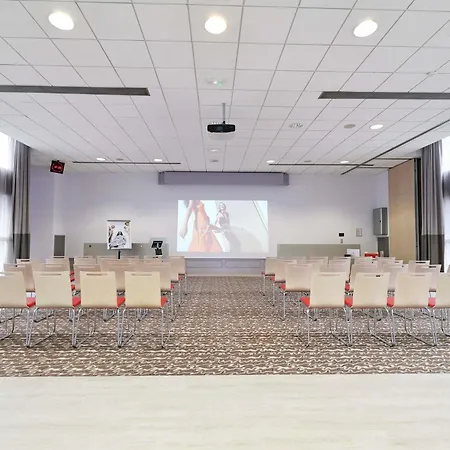 Hotel Mercure Grenoble Centre Porte Des Alpes 4*