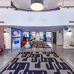 Mercure Centre Porte Des Alpes Hotel 4*
