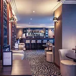 Mercure Centre Porte Des Alpes Hotel 4*