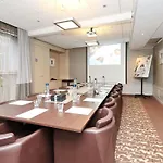 Отель Mercure Centre Porte Des Alpes