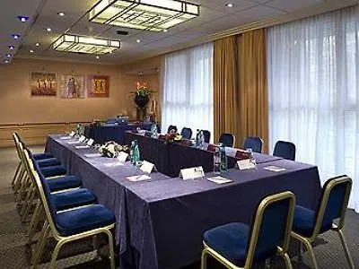 Hotel Mercure Centre Porte Des Alpes