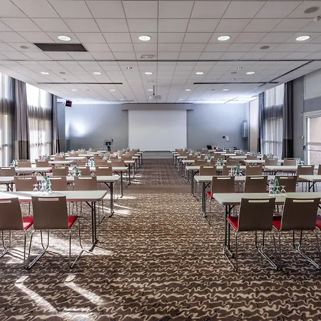 Hotel Mercure Centre Porte Des Alpes 4*