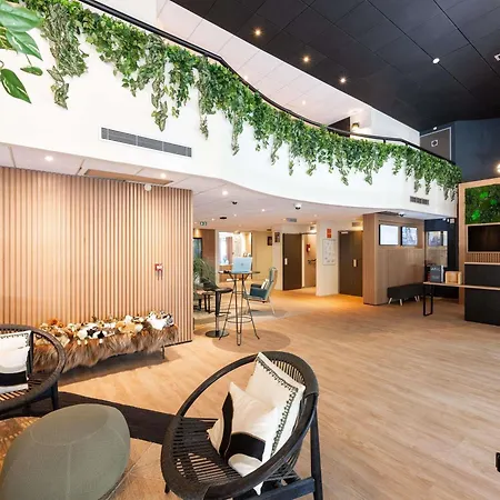 Mercure Centre Porte Des Alpes מלון 4*