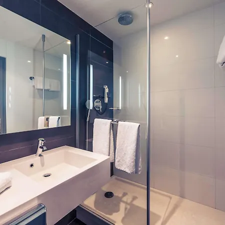 Mercure Centre Porte Des Alpes فندق