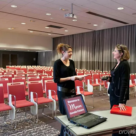 Mercure Centre Porte Des Alpes 4*