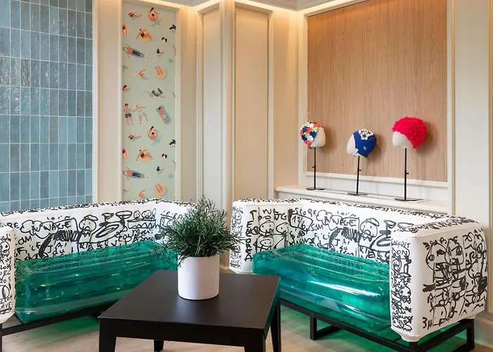Mercure Centre Porte Des Alpes 4* גרנובל